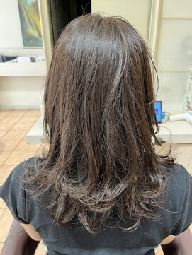 バサ 久米川店(BASSA) ロングレイヤースタイル/質感再生カラー