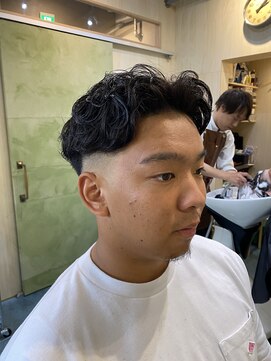 グレースマンカフェ(GRACE MAN CAFE) 【メンズパーマ】パーマを活かしたパートスタイル!!