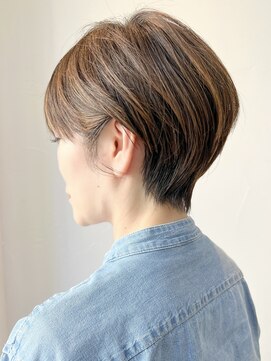 ファチュール(fAture.) イメチェン ショート40代 ダークアッシュ チェリーブラウン