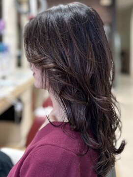 ヘアークリアー 春日部 大人可愛い波巻きロングレイヤー/ミセス世代に人気/30代40代50代