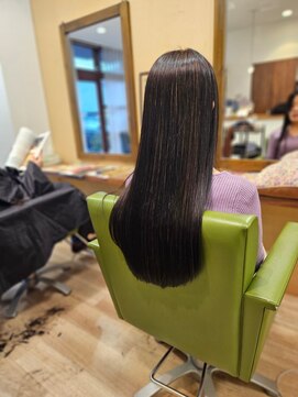 グリーンズ(Greens) トリートメント&ストレート【髪質改善】/艶髪/透明感