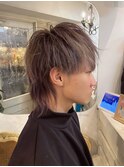 メンズマッシュショート×ウルフの組み合わせシルバーグレージュ