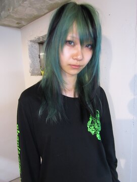 コードプラスリム(CODE+LIM) レイヤーカット/ハッシュカット/デザインカラー/顔周りカット