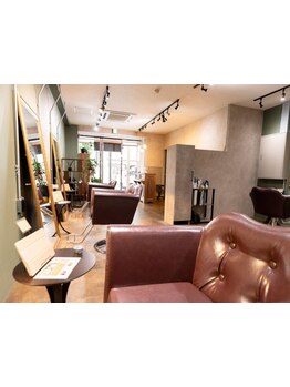 少人数制サロンだから周りの目を気にせず、自分だけのサロンタイムをゆっくり過ごせます♪