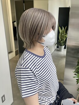 ゴウトゥデイシェアサロン 町田店(GO TODAY SHAiRE SALON) 色落ちも楽しめるシルバーカラー♪