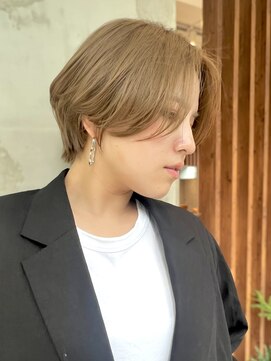 サン 白金台(SUN) 前髪長めの前下がりハンサムショート白金目黒