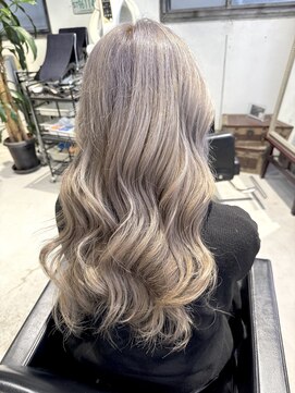 シルバーベージュ/ケアブリーチ