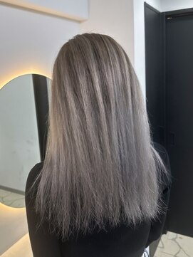 ラピス 福岡天神店(Lapis) やまでぃーハイトーンブリーチ&ダブルカラーエクステ髪質改善