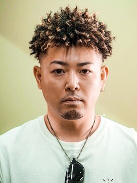 プロショップウェーブ(PRO SHOP WAVE) スペインカール/フェザーパーマ/メンズパーマ/テーパーフェード