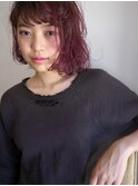 〔people〕無造作なウエーブとラベンダーチェリーのボブ