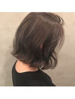 リリ(Riri)&nbsp;切りっぱなしミニボブ