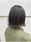 外ハネ切りっぱなしボブ