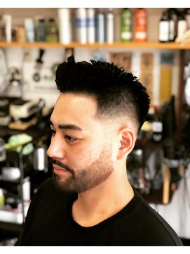 バーバーショップ エイチツー(BARBERSHOP H2) フェードカット