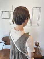ニコ(nico) ナチュラルなハイライトで大人ショートスタイル