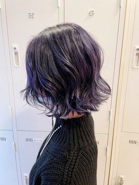 ネウィ 川崎(newi) 丸型卵形ストレートレイヤーエアリーロング美髪アッシュブラウン