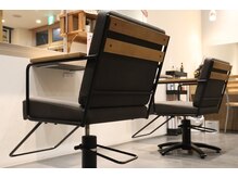 カラーアソートセピア 浦和店(Color assort SEPIA)の雰囲気（木目調を基準とした居心地の良い空間でお客様を癒します）
