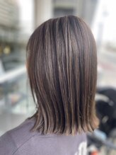 タナの美容室 2号店(TANA) 切りっぱなしハイライトボブ