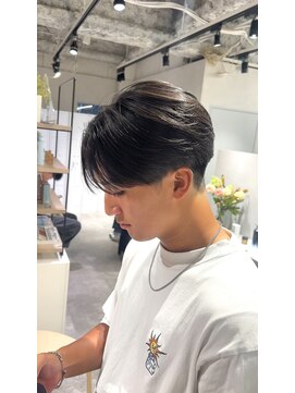 キートス(Kiitos) ショートセンターパート