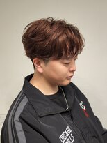 ニアウ 伊勢崎連取店(Niau)&nbsp;刈り上げショートセンターパートフェザーパーマ