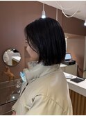 トーンダウンと艶ボブ