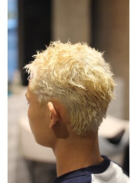 キングスマントーキョー 三鷹店(KINGSMAN TOKYO) イージーパンク