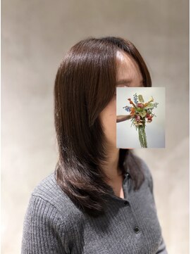 ニーイチイチ(211) 重めレイヤー/ココアベージュ