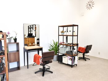 トルペヘアデザイン(Tolpe hair design)の写真/少人数制プライベートサロンで一人一人のお客様を大切に◎経験豊富なスタッフがご要望を叶えます。