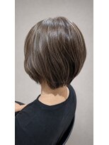 ピリ(pili)&nbsp;クセをいかしたショート