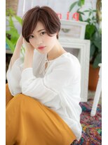 大人モードなアシンメトリーエッジショート