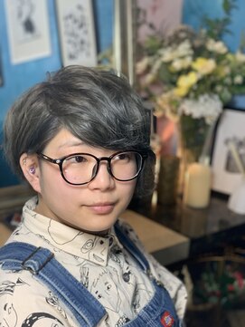 アスイン(asuin) 深みのあるネビージュ