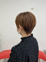 美容室サンク(CINQ) ストレートショートボブ