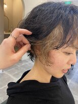 ジルチ ヘアー(Zilch hair)&nbsp;くせ毛を活かしたショートカット／くびれショート／白髪ぼかし