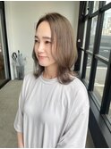 20代30代レイヤーカットミルクティーベージュ