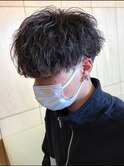 刈り上げショートマッシュメンズ波巻きツイストスパイラルパーマ