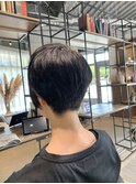 レディス刈り上げショートボブ