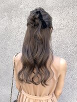 マノハル(MANOHARU)&nbsp;お呼ばれハーフアップ　ふんわりおだんごアレンジ