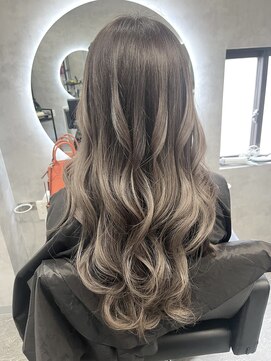 アイ(_i) グラデーションカラー