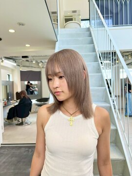 ラック 表参道(LUCK) シルバー/ケアブリーチ／ブリーチ/表参道／原宿