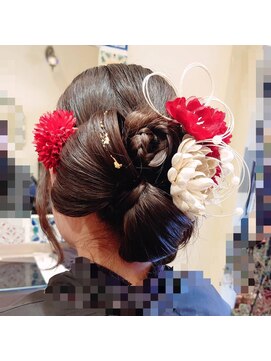 成人式和装ヘアセット大人可愛いリボンヘアアレンジ水引き