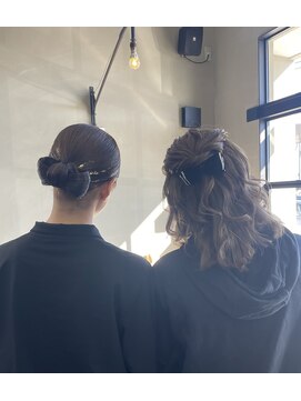 シアン(cyan) ツヤリボンヘアとふわふわハーフアップ