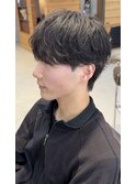 前髪ありも上げもできるニュアンスシャドウ