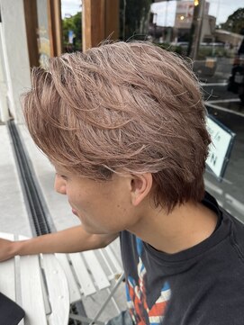 エルエーヘアー(L.AHAIR) ハイトーンウルフセンター分け