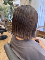 ブリーエ(brille) 透明感ブラウンの艶ボブ