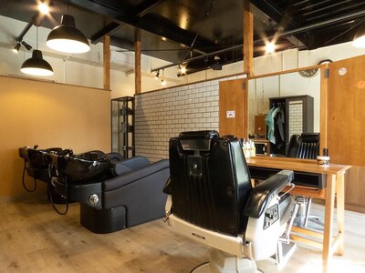 イッツブランニューバーバーショップ(IT's BRAND NEW BARBER SHOP)