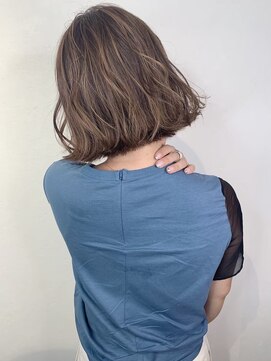 アンダーバーホワイト 高槻店(_WHITE) ボブレイヤー