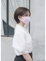 ホワイトルーム(White Room) フェミニンショート♪