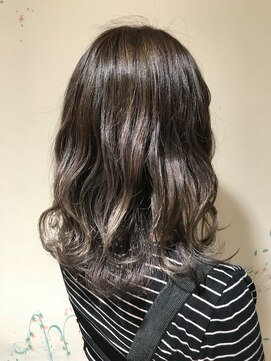 ローレン(Loren) シルバーカラー