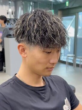 エルマーク 枚方(L-MARK) ツイストパーマ/シャドウパーマ/サーフカール/メッシュ/ウルフ