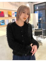 ルーム(Loom.)&nbsp;ハイトーンボブ ぱっつん前髪 ブロンドボブ 切りっぱなしボブ