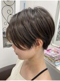 ショートヘア